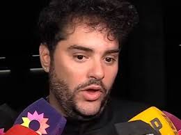 Homero Pettinato denuncia intento de extorsión por 20.000 dólares en medio del escándalo con Sofía Gonet.