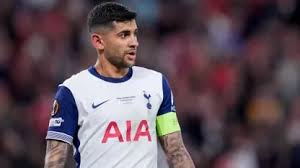 Cuti Romero estalló en contra de la dirigencia del Tottenham: “Solo aparecen cuando las cosas van bien”