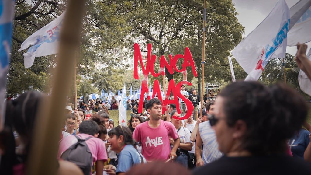 Se cumplen 50 años de la noche más oscura de la Argentina