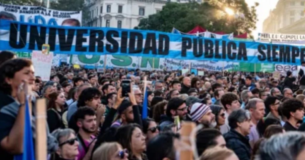 El Gobierno y las universidades cerraron un acuerdo por el financiamiento con un aumento del salario docente.