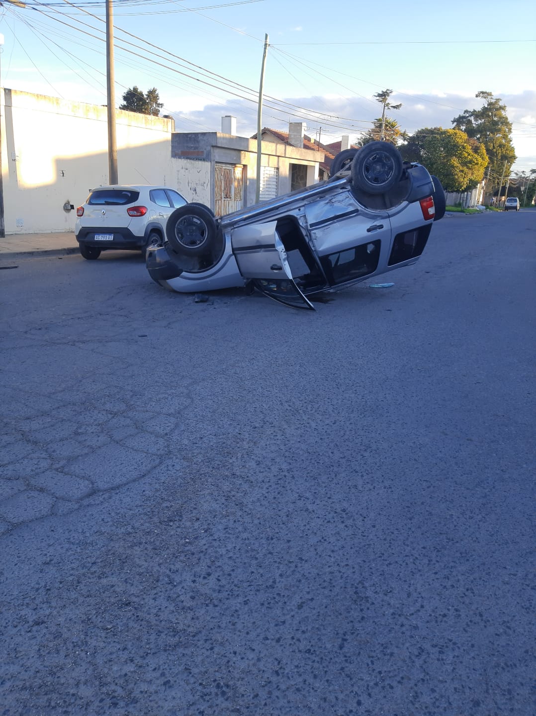 🚨 Choque y vuelco en Independencia y Rufino Fal